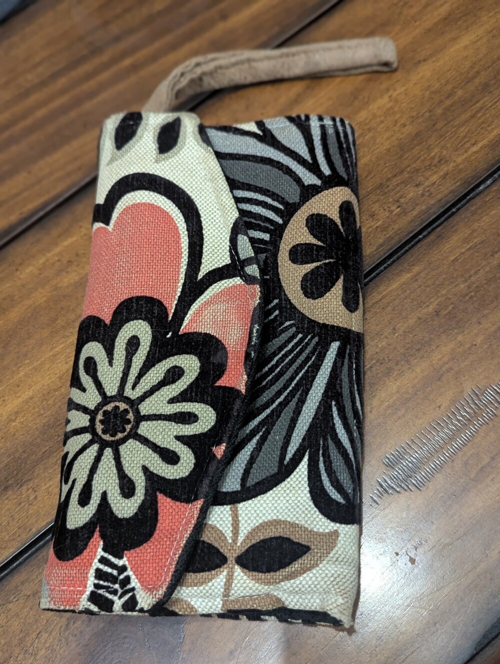 Kindred Spirit Style Boho Floral Fabric Clutch Wallet Wristlet USA Made Like New
